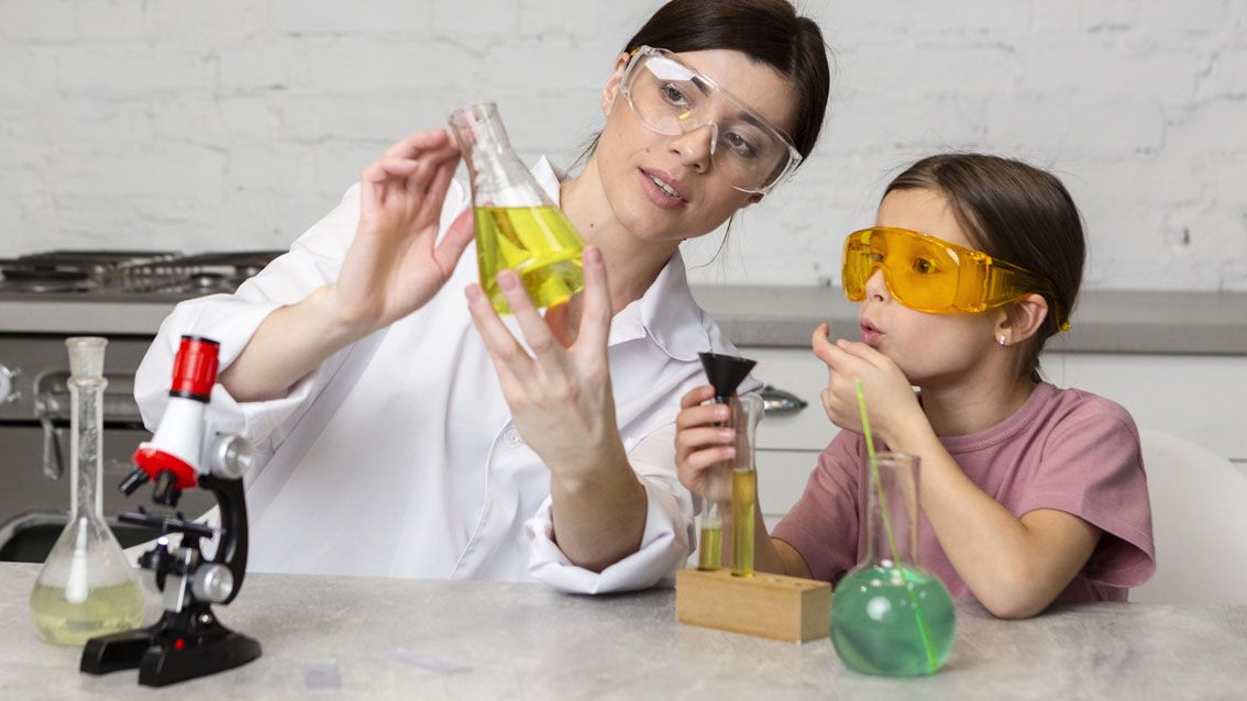 Entrevista por el Día de la Mujer y la Niña en la Ciencia